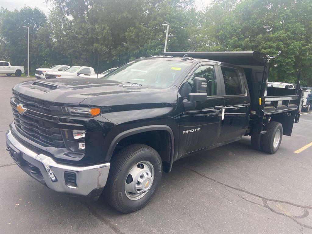 new 2025 Chevrolet Silverado 3500 car, priced at $52,303