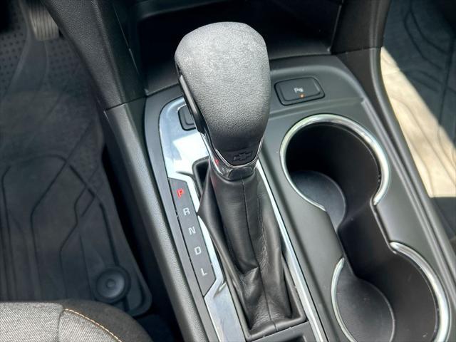 used 2024 Chevrolet Equinox car, priced at $25,998