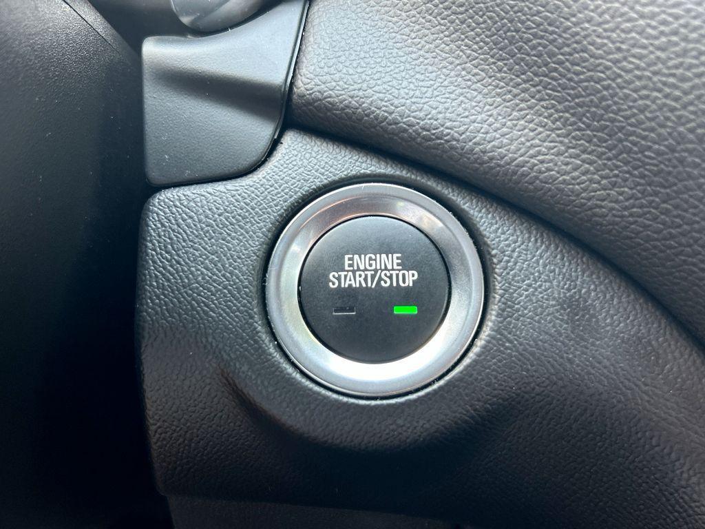 used 2024 Chevrolet Equinox car, priced at $22,795