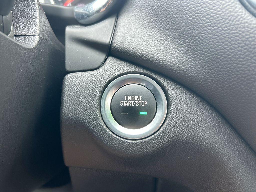 used 2023 Chevrolet Equinox car, priced at $23,995