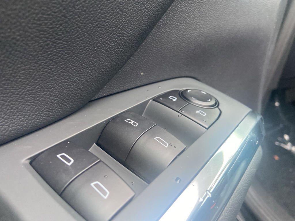 new 2026 Chevrolet Traverse car, priced at $45,630