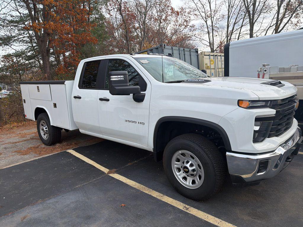 new 2025 Chevrolet Silverado 3500 car, priced at $50,783