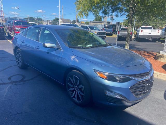 new 2025 Chevrolet Malibu car, priced at $28,570