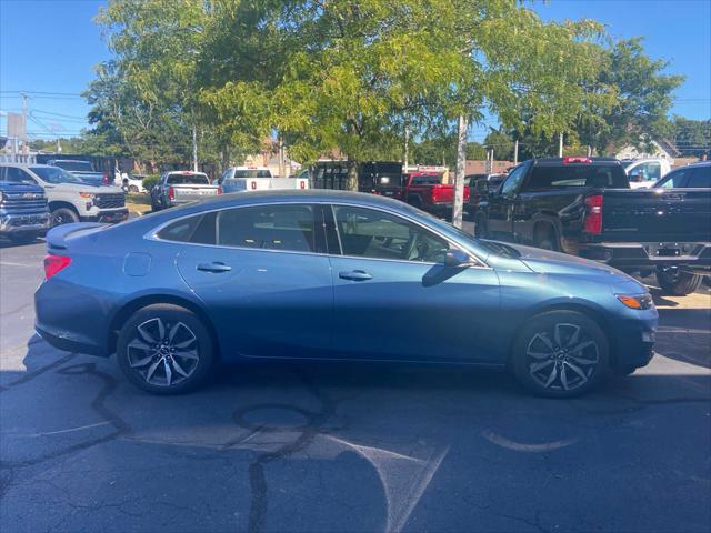 new 2025 Chevrolet Malibu car, priced at $28,570