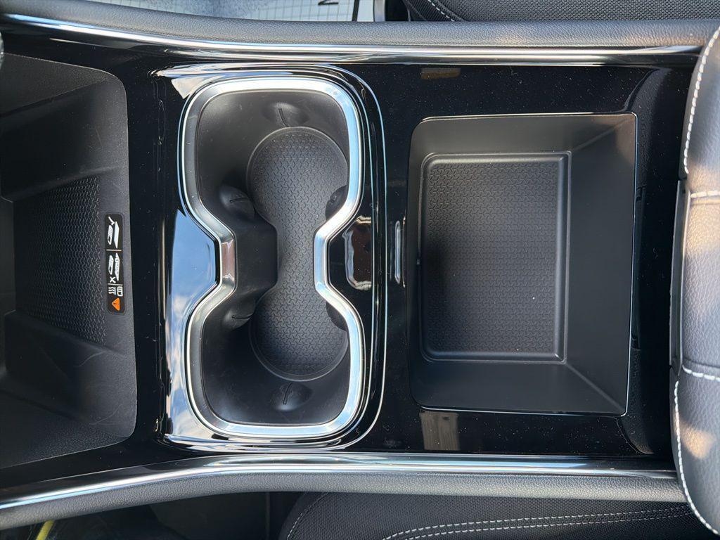 new 2026 Chevrolet Traverse car, priced at $45,850