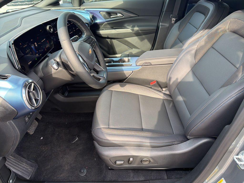 new 2026 Chevrolet Equinox EV car, priced at $41,795