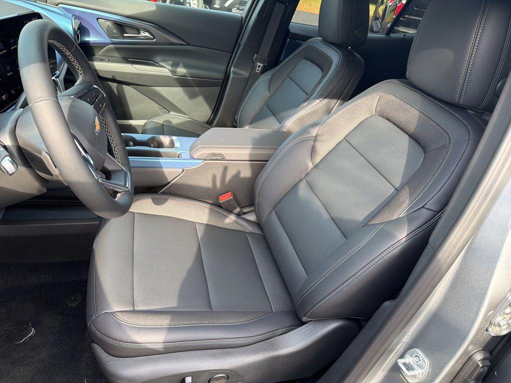new 2026 Chevrolet Equinox EV car, priced at $41,795