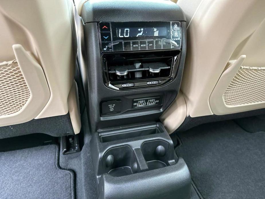 new 2024 Jeep Grand Cherokee L car, priced at $52,989