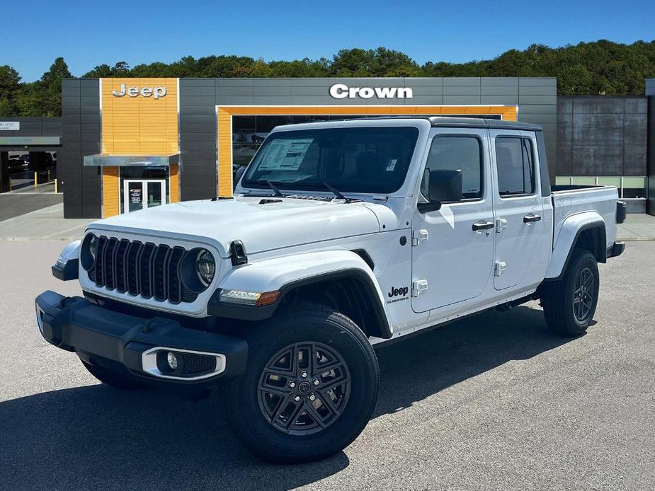 new 2024 Jeep Gladiator car, priced at $48,622