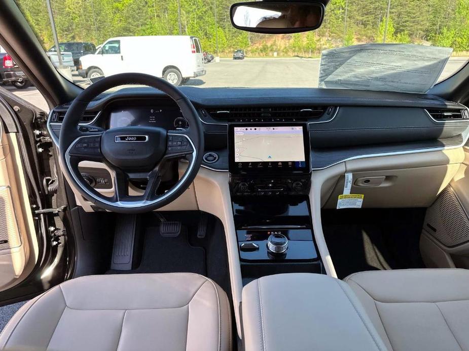 new 2024 Jeep Grand Cherokee car, priced at $49,386