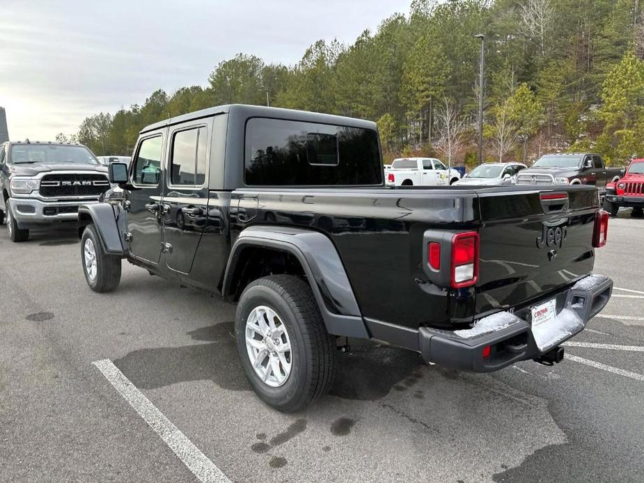 used 2023 Jeep Gladiator car, priced at $43,988