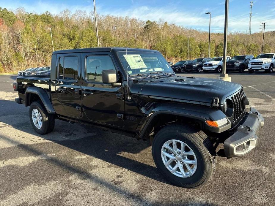 used 2023 Jeep Gladiator car, priced at $43,988