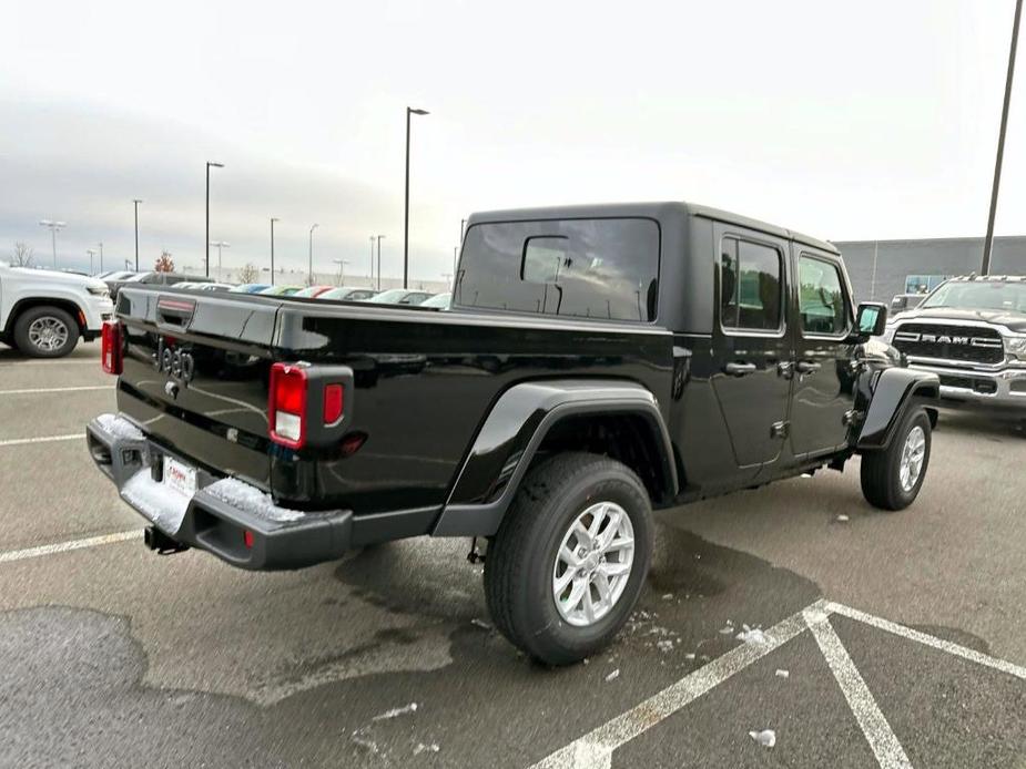 used 2023 Jeep Gladiator car, priced at $43,988