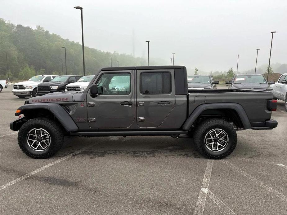 new 2024 Jeep Gladiator car, priced at $52,736