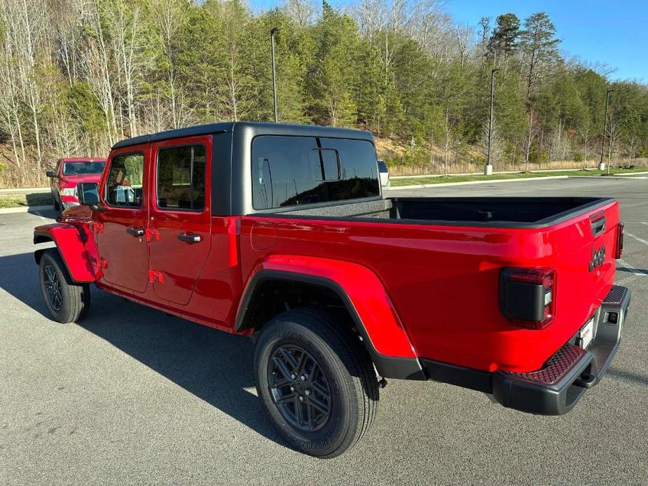 new 2024 Jeep Gladiator car, priced at $42,977