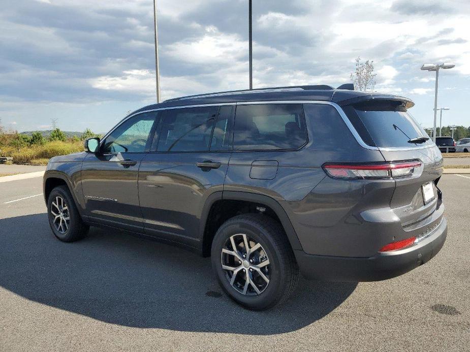 new 2023 Jeep Grand Cherokee L car, priced at $58,208