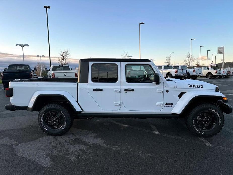 new 2024 Jeep Gladiator car, priced at $44,104