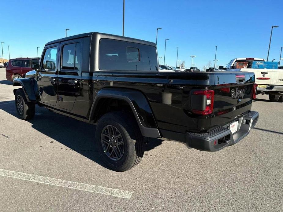 new 2024 Jeep Gladiator car, priced at $47,556