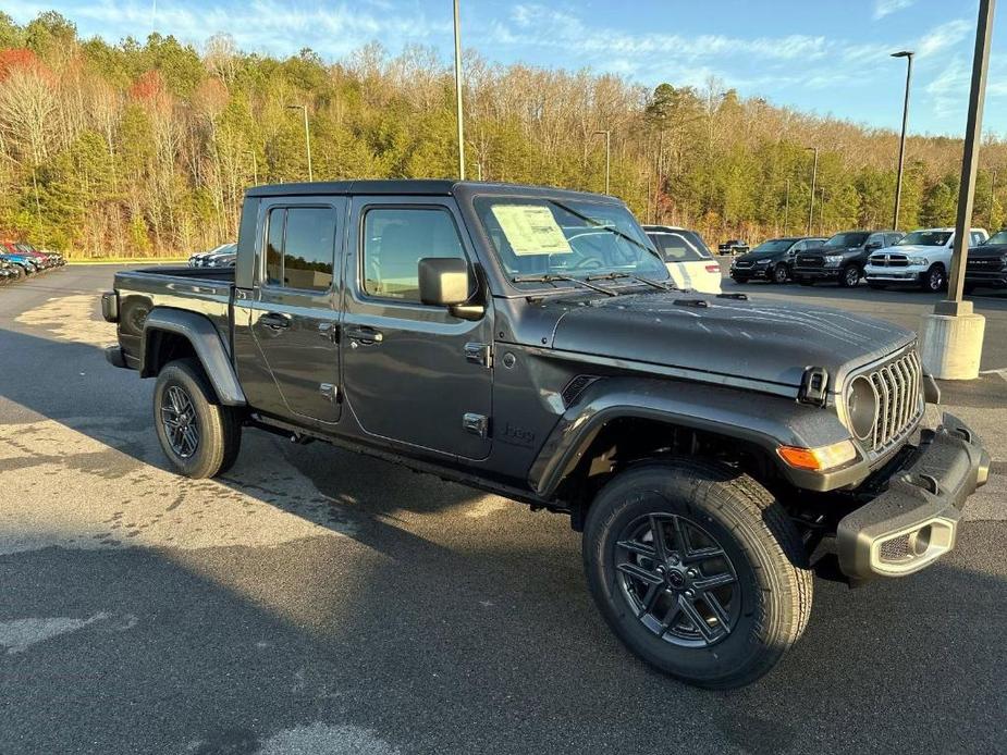 new 2024 Jeep Gladiator car, priced at $45,556