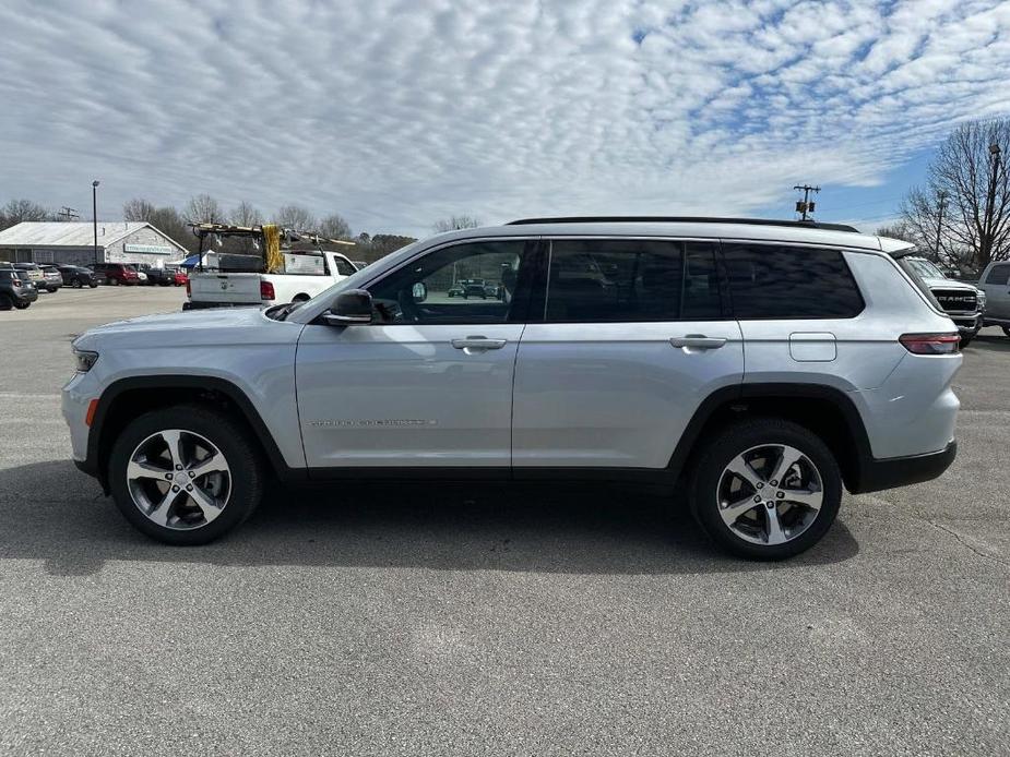 new 2024 Jeep Grand Cherokee L car, priced at $47,528