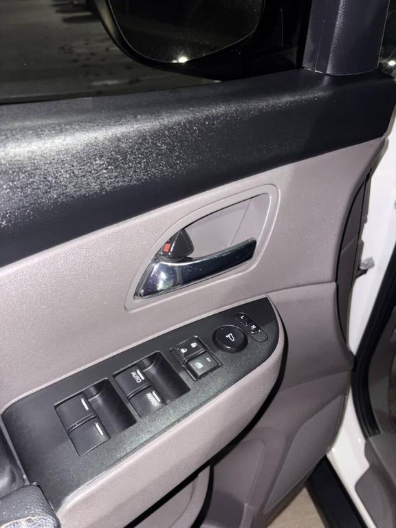 used 2015 Honda Odyssey car, priced at $9,490