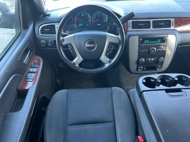 used 2009 GMC Yukon XL car, priced at $11,995