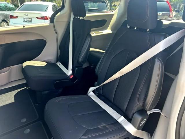 used 2020 Chrysler Pacifica car, priced at $19,995
