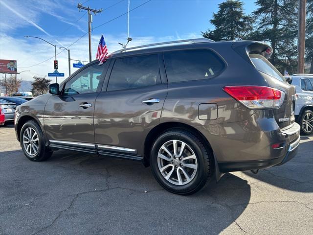 used 2016 Nissan Pathfinder car, priced at $10,995