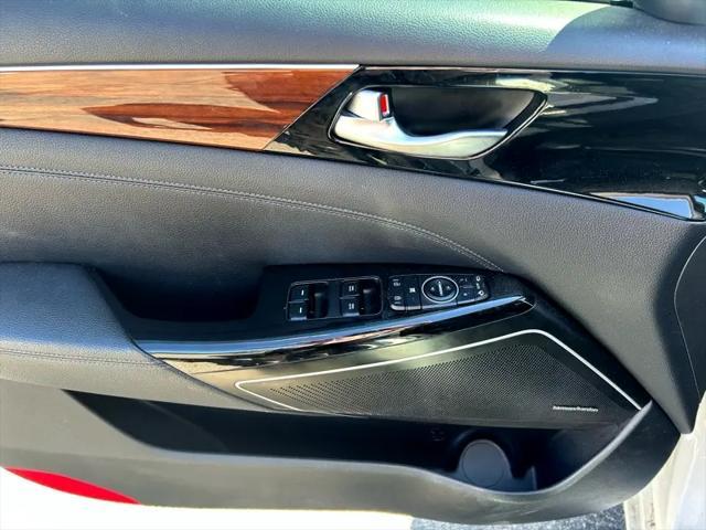 used 2017 Kia Cadenza car, priced at $10,995