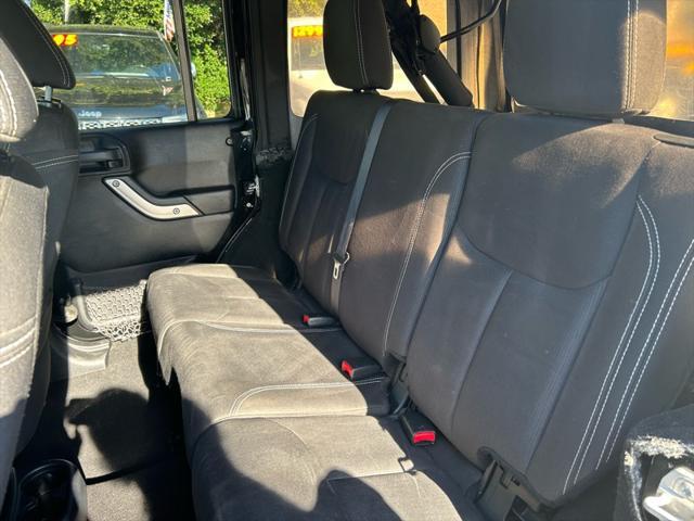 used 2015 Jeep Wrangler Unlimited car, priced at $18,995
