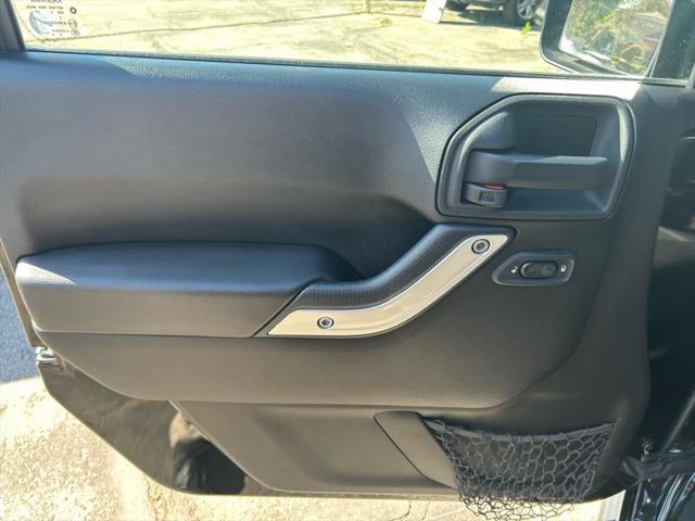 used 2015 Jeep Wrangler Unlimited car, priced at $18,995