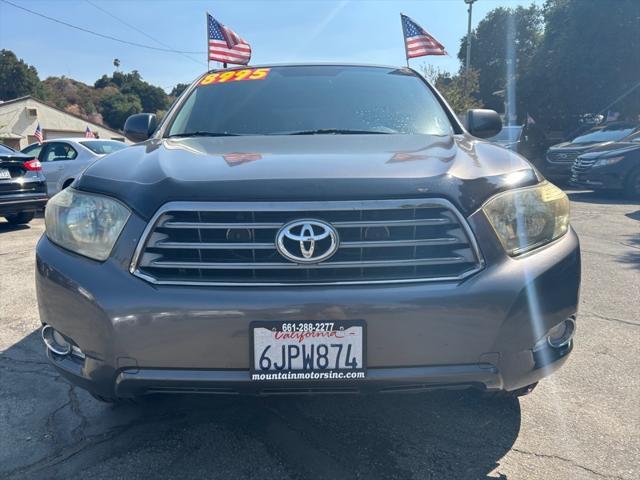 used 2009 Toyota Highlander car, priced at $8,995