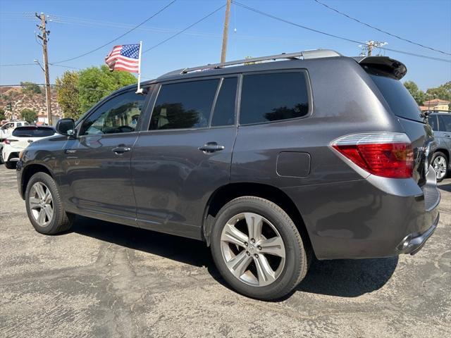 used 2009 Toyota Highlander car, priced at $8,995