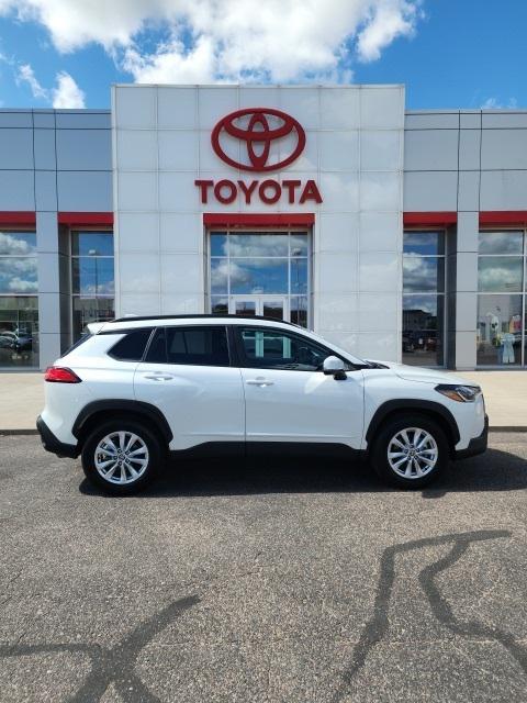 used 2022 Toyota Corolla Cross car, priced at $25,690