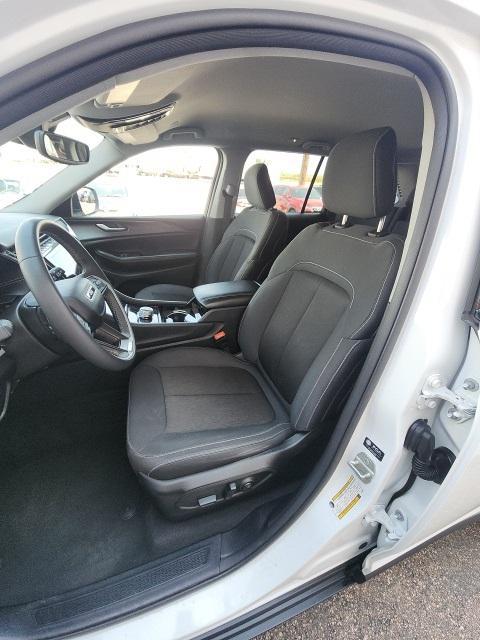 used 2023 Jeep Grand Cherokee car, priced at $24,616