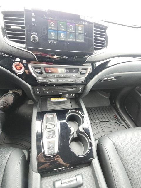 used 2022 Honda Pilot car, priced at $39,277
