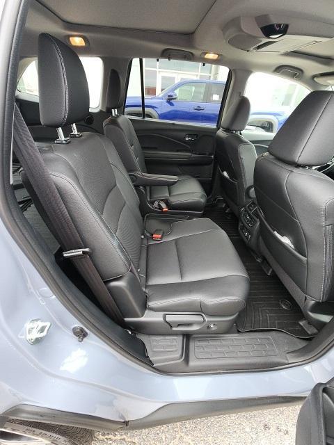 used 2022 Honda Pilot car, priced at $39,277