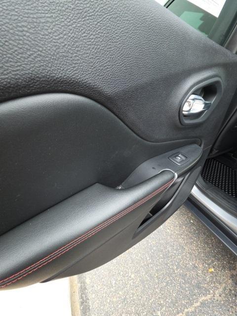 used 2021 Jeep Cherokee car, priced at $20,701