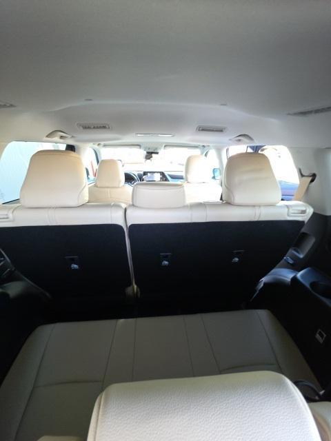 used 2022 Toyota Highlander car, priced at $32,201