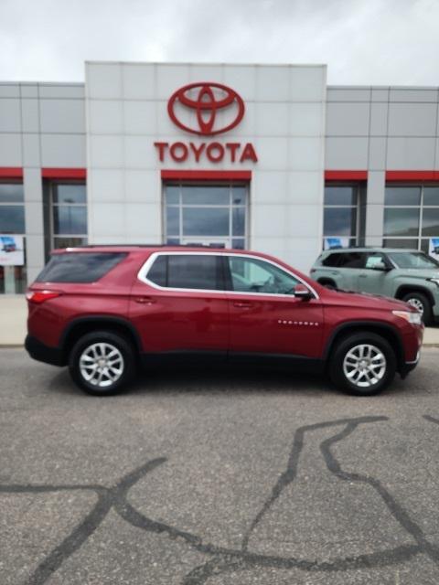 used 2020 Chevrolet Traverse car, priced at $28,188
