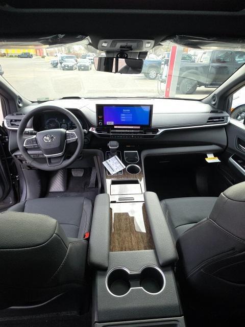 new 2025 Toyota Sienna car, priced at $59,983