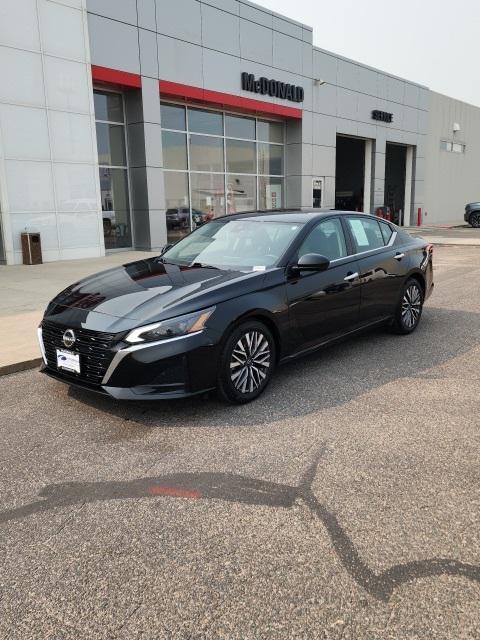 used 2023 Nissan Altima car, priced at $19,488