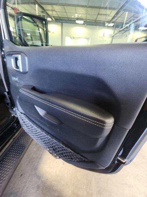 used 2021 Jeep Gladiator car, priced at $33,201