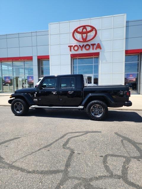 used 2021 Jeep Gladiator car, priced at $33,201