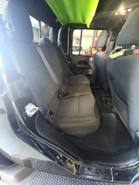 used 2021 Jeep Gladiator car, priced at $33,201