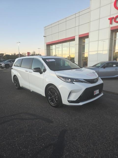 used 2024 Toyota Sienna car, priced at $48,508