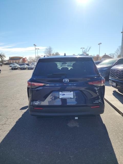 used 2021 Toyota Sienna car, priced at $40,090