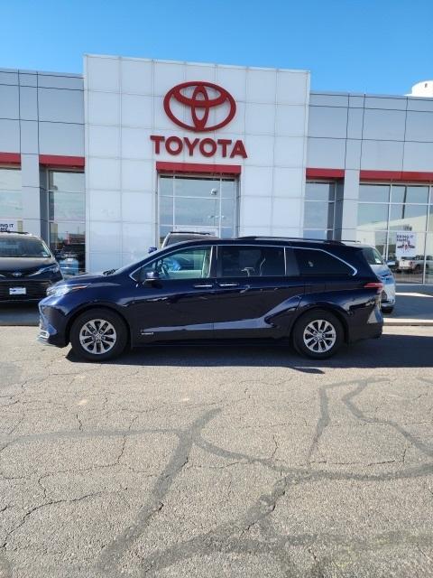 used 2021 Toyota Sienna car, priced at $40,090