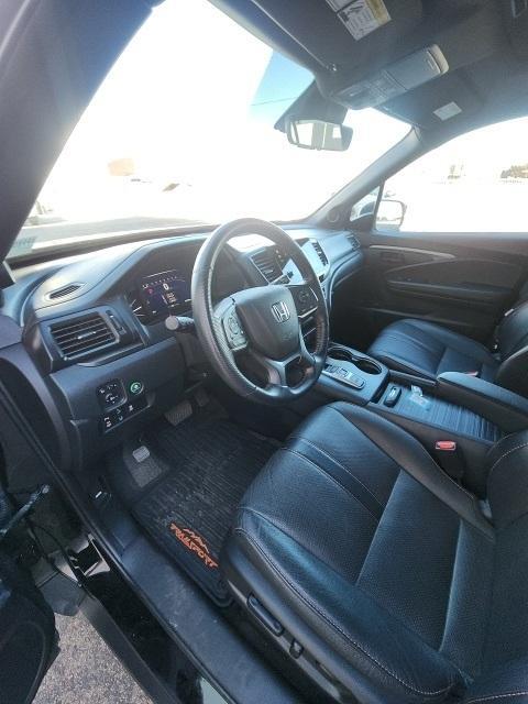 used 2023 Honda Passport car, priced at $35,590