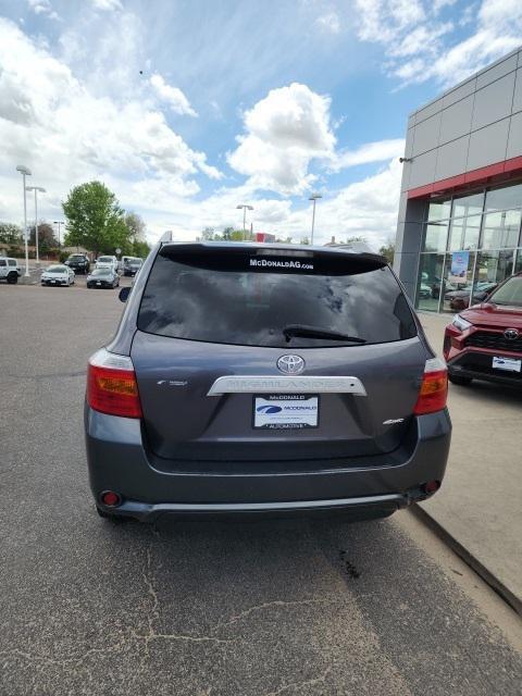 used 2010 Toyota Highlander car, priced at $10,266